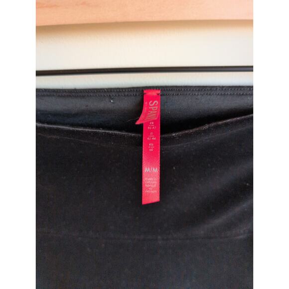 Spanx Velvet Black Leggings size M - Picture 3 of 4